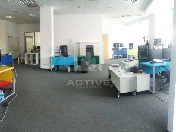 Office clasa A ultracentral