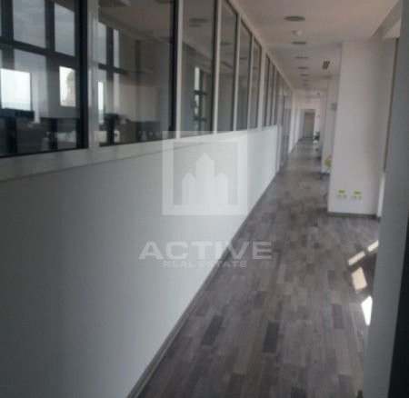 Office clasa A ultracentral