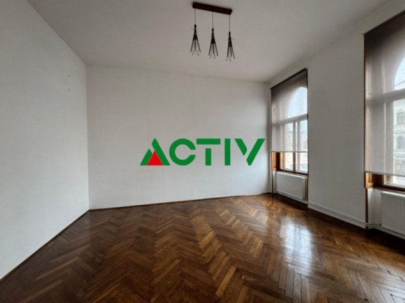 Spatiu birou ultracentral