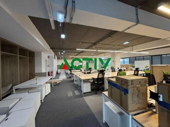 Spațiu pentru birouri / comercial || zona semicentrala