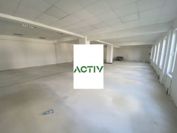 Spatiu pentru servicii/clinica/birouri