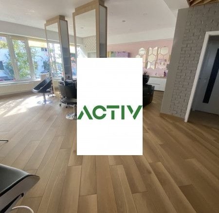Spatiu pentru servicii/clinica/birouri