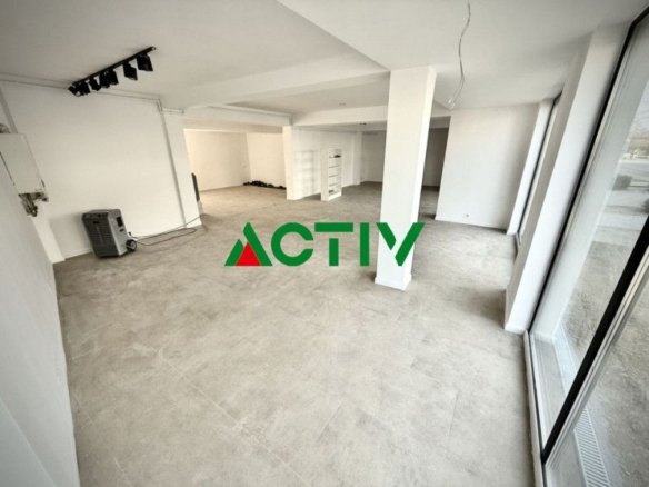 Spațiu comercial || Borhanci