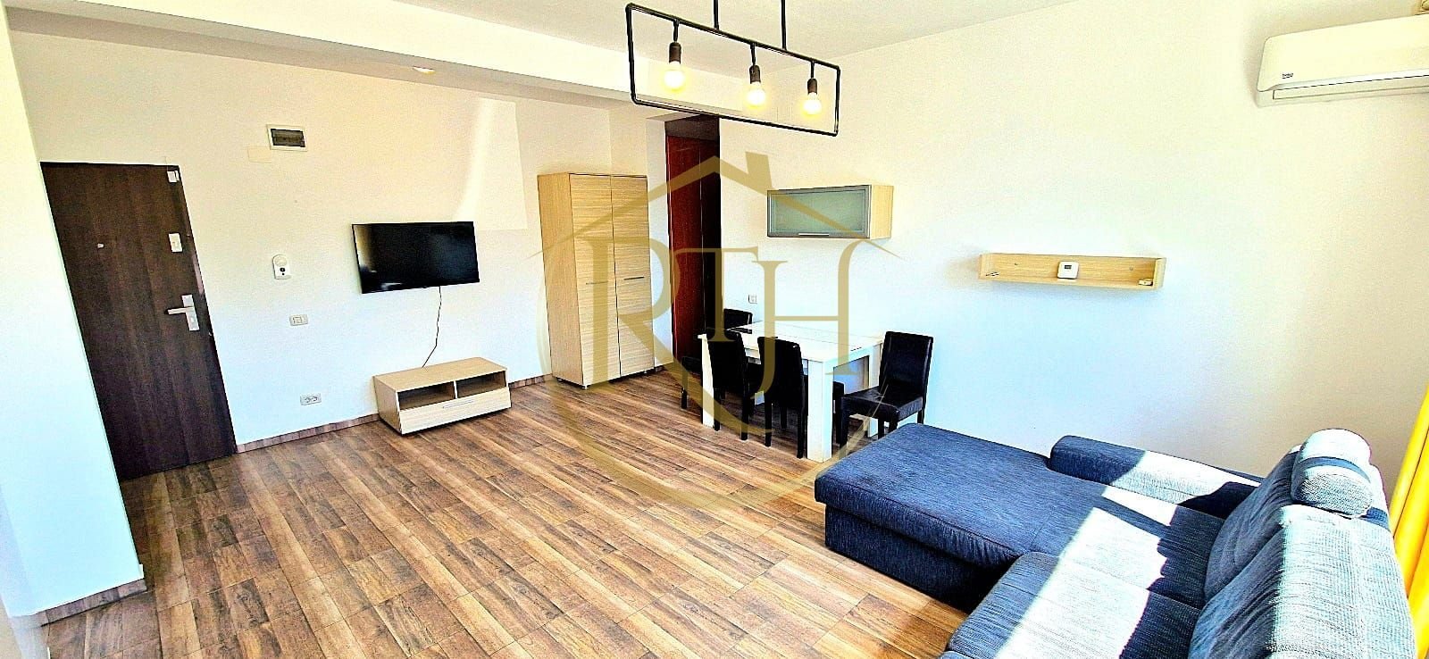 c71e2ba5e0814f2bb9bb965b6115b298