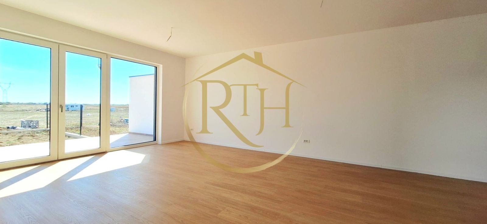 cb33228261d8415c876e3fd005091d88