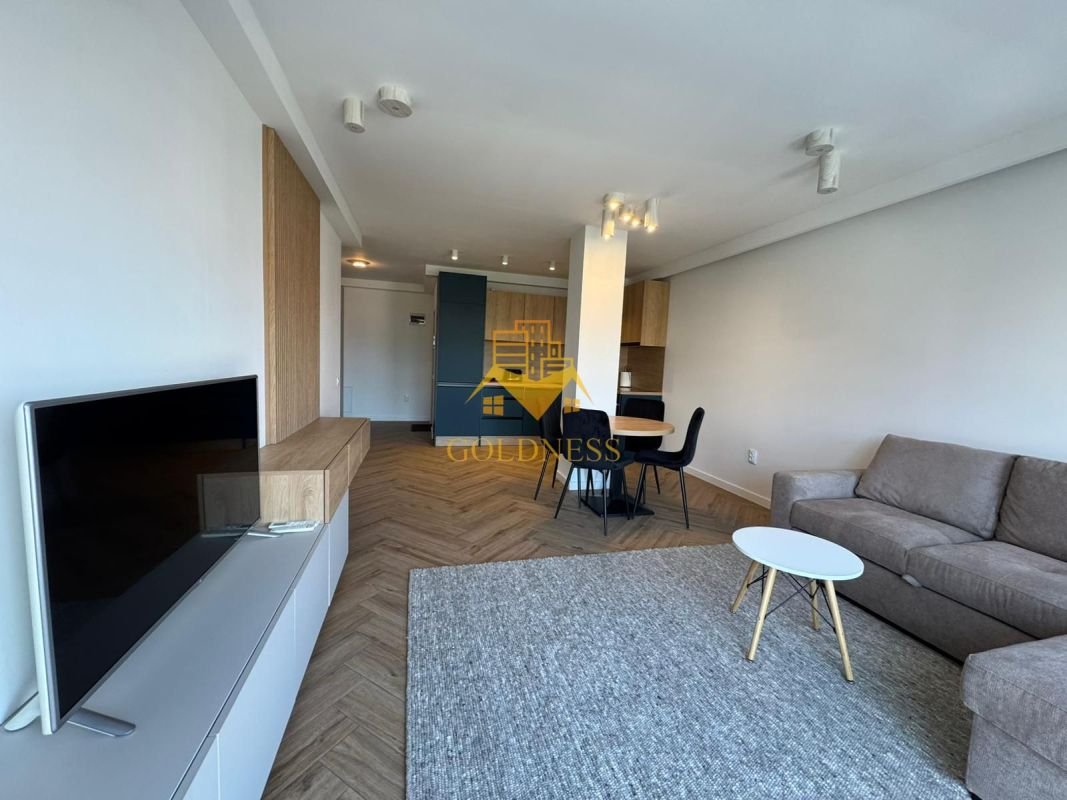 d181725568ca42eb99f59218aba2ecce