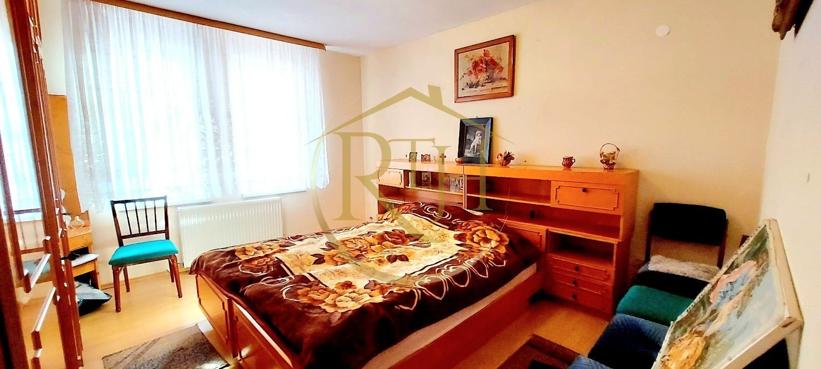 d62355525ea14de49a10b436f6419900