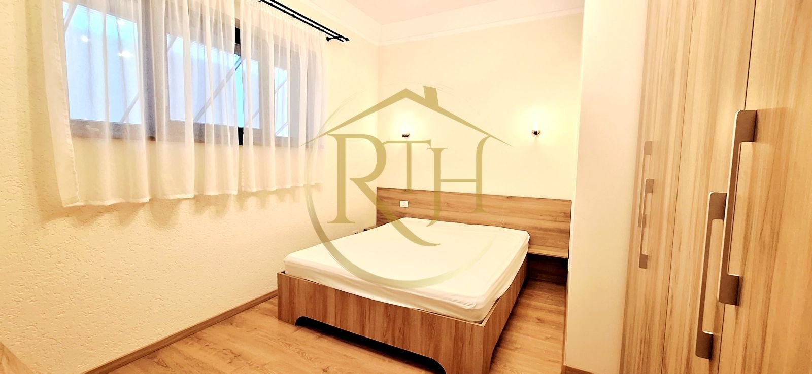 deabbfd87aa44a91a6de9e56730a8156