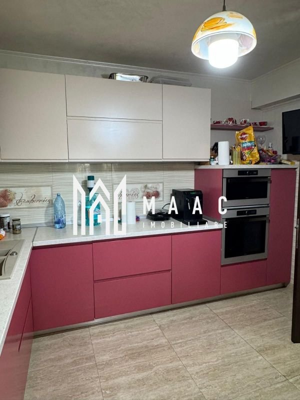 deeb8bc24d034523b94d4d0b8fe886e2