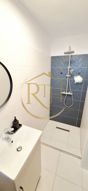 e124603be19a40918bc46fe643366cb7