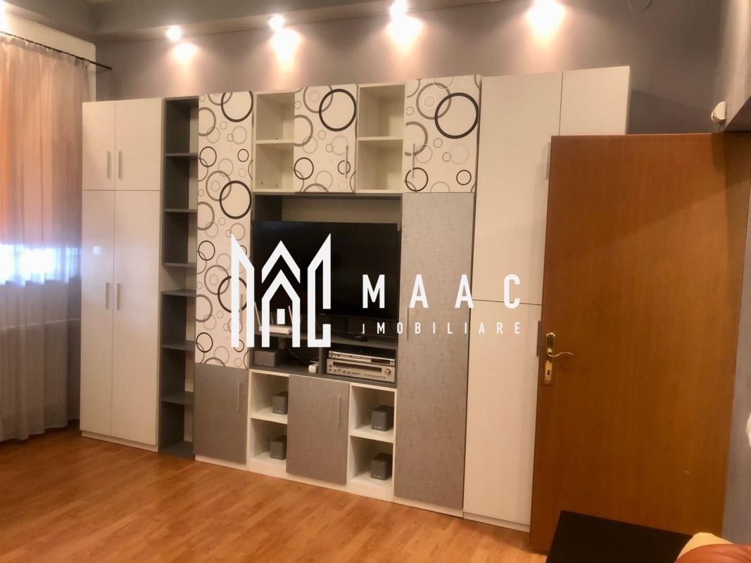 eef9c78e6b3749edaf89e997f81f3276-1