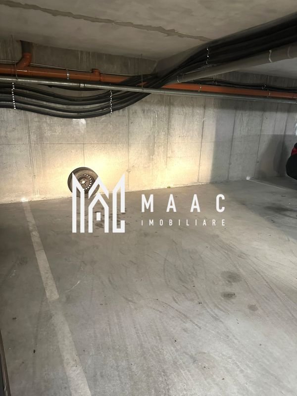 f85abdae42d24174b31d3fd353d3928c-1