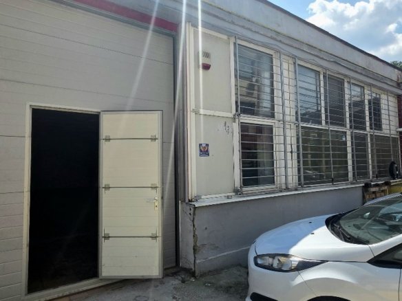 Depozit 240 mp de închiriat Drumul Între Tarlale |acces TIR birou