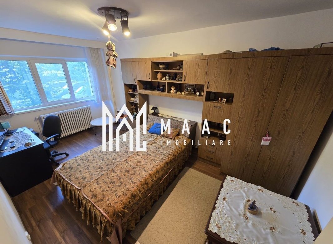 Apartament 3 camere decomandate 2 bai Zona Strand