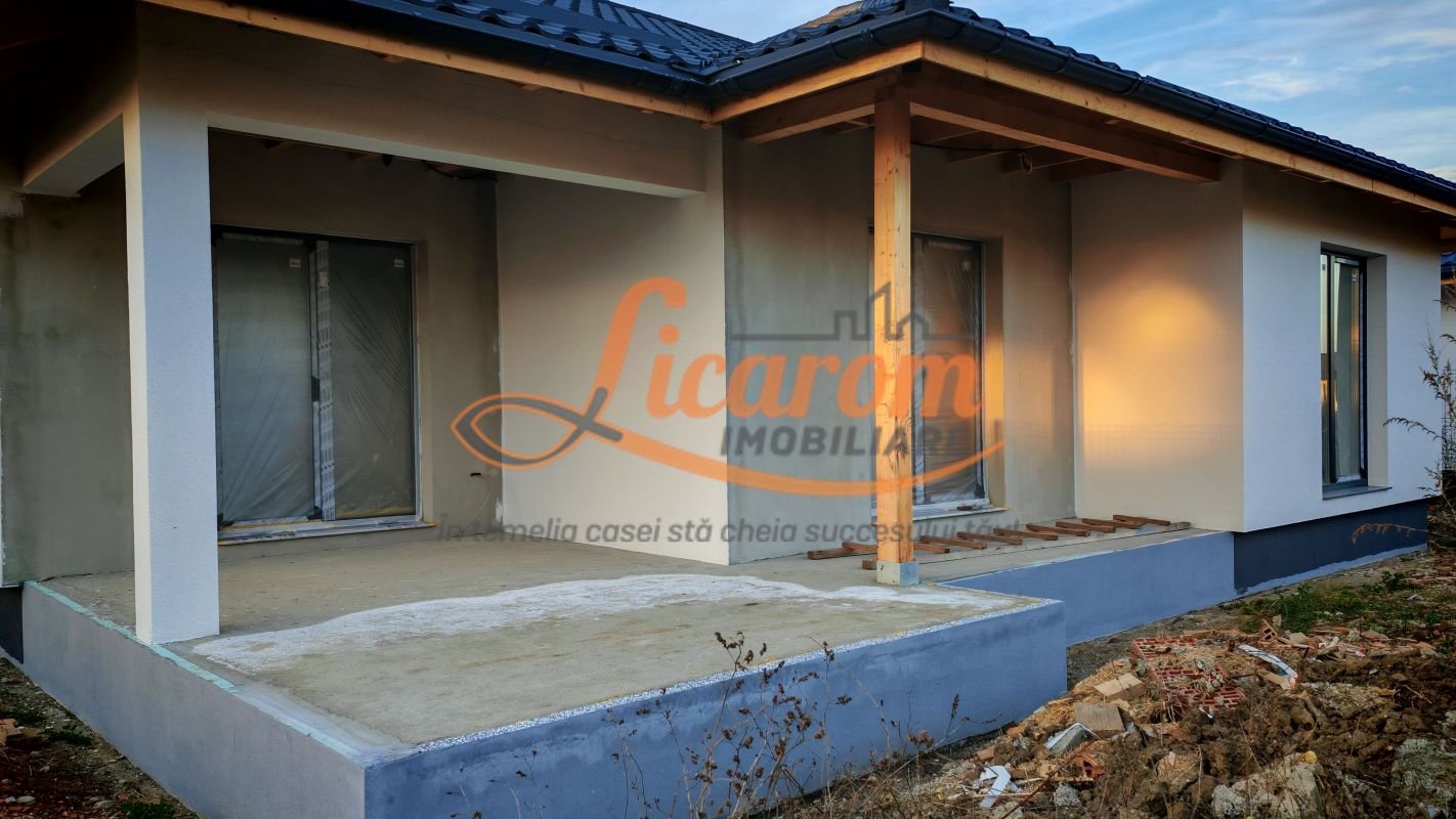 0de070226a464f2688b5c57e7b5cb96b Casa la cheie in CRISTIAN pe Parter, zona de vile,270.000 euro