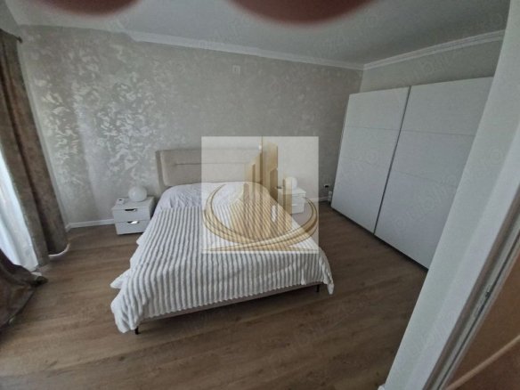 Casă Individuală | 200 mp utili | Garaj | Curte Mare | Dumbrăvița