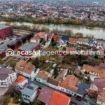 Casă în zonă liniștită, lângă Malul Mureșului cu 750 mp de teren