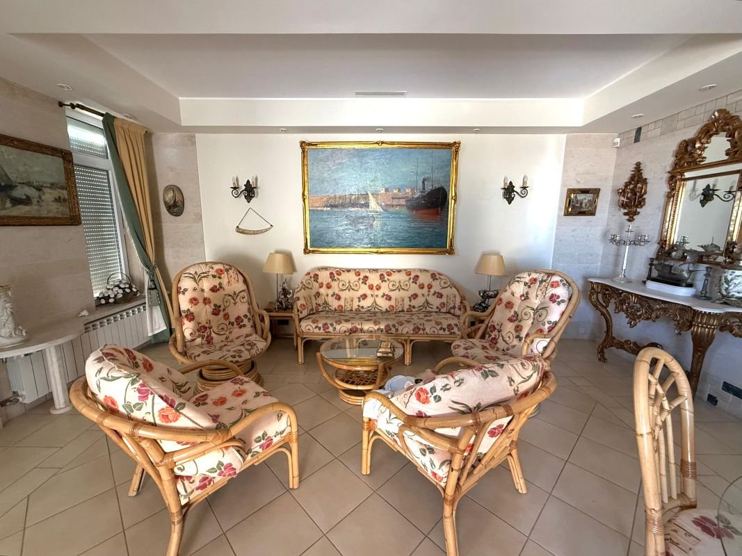 275375536fb149adb43104b0ab7c304d Apartament 4 camere, 101.21 mp, pe plaja Coral Beach – Navodari