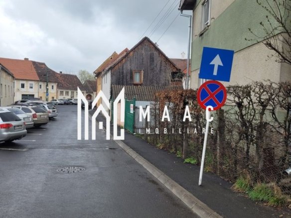 Cisnadie I Central I Casa de renovat I 500 mp teren