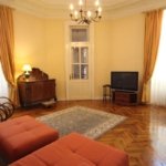 APARTAMENT DEOSEBIT IN ZONA CENTRALA