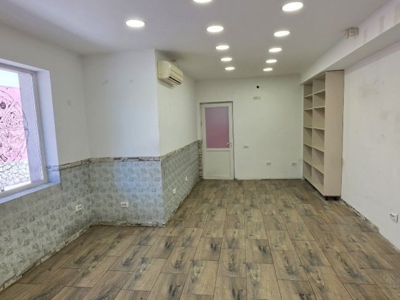 Spațiu Comercial Premium Drumul Sării – Răzoare Vizibilitate Mare