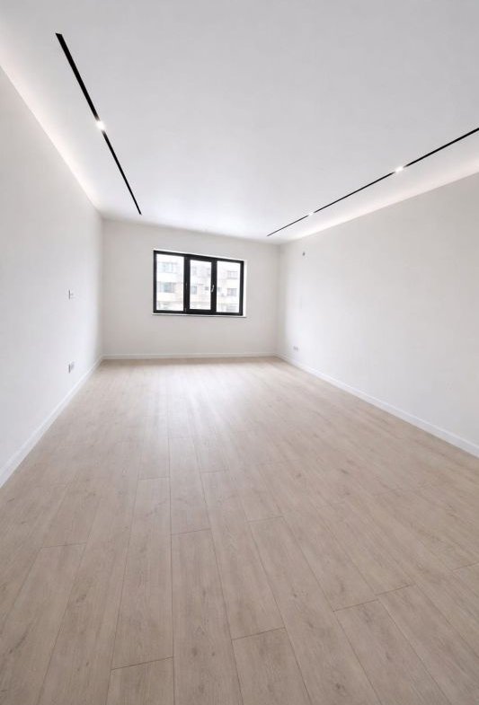 De vazare apartament cu 3 camere, Baia Comunala, 135.000 Euro