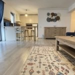 Apartament de vanzare-bloc nou,lift,finisat complet