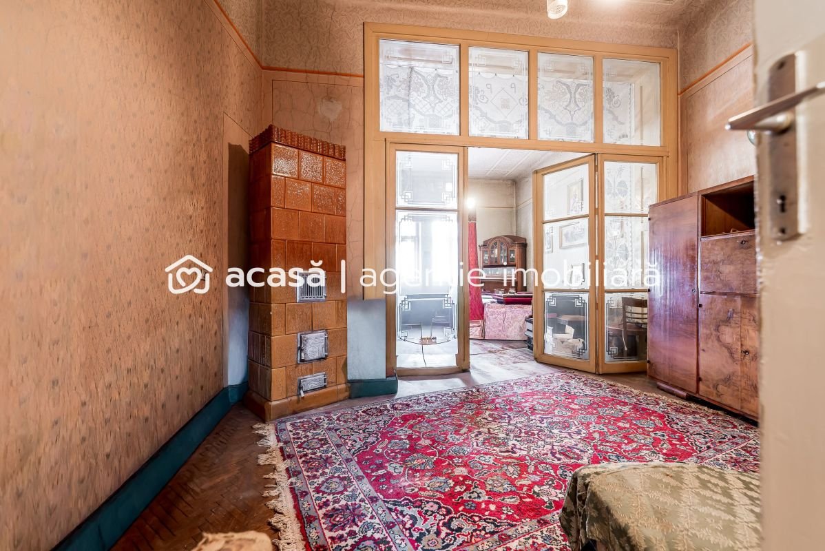 51aa90a2f47a41d3b4890834d864a781 Apartament la parter înalt, str. Lucian Blaga, centrul Aradului