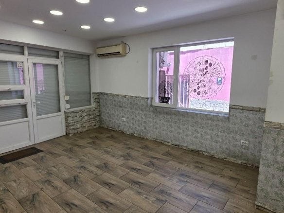 Spațiu Comercial Premium Drumul Sării – Răzoare Vizibilitate Mare