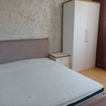 De inchiriat apartament 2 camere micro 20, et. 9, 350 euro negociabil