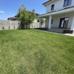 Duplex despartit prin spatiu tehnic
