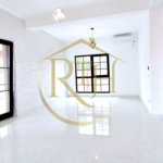 Oferim spre vanzare casa deosebita, cu 5 camere, Giroc, zona Centrala.
