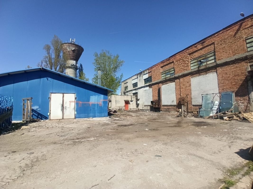 7cfdce19bcac44ef9fe31b2529cc852f Hală de închiriat Sector 3 – Șos. Industriilor – 290 mp