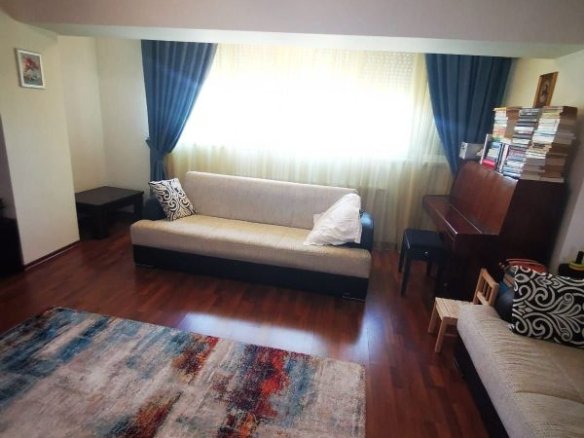De vanzare apartament cu 3 camere, 91 mp – T-uri, str. Tecuci