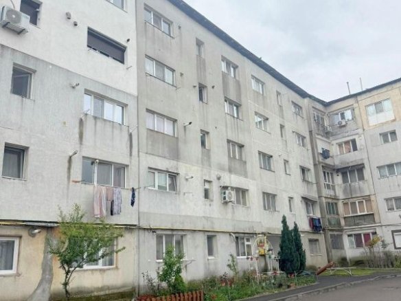 Apartament cu 2 camere – vanzare – Marasesti, jud. Vrancea