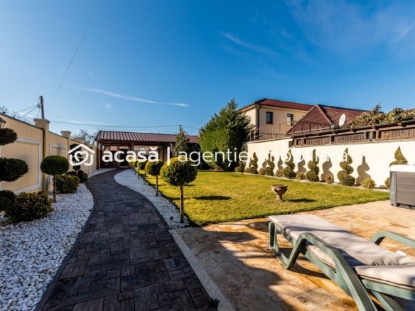 Casă SMART cu 5 camere, teren 720 mp, fotovoltaice 13 kW, Araduil Nou