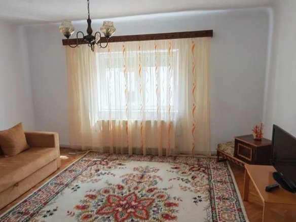 Casa 3 camere de inchiriat