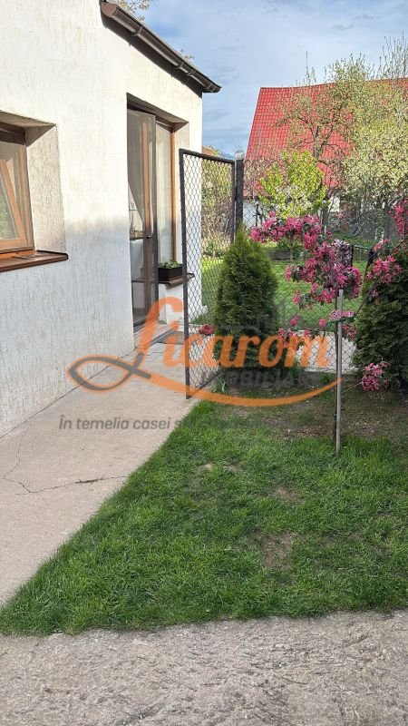 c02de4ed01ce43229b5ff63bc8b9159a Proprietate saseasca cu 2 corpuri de casa, Comuna Vulcan,Brasov.