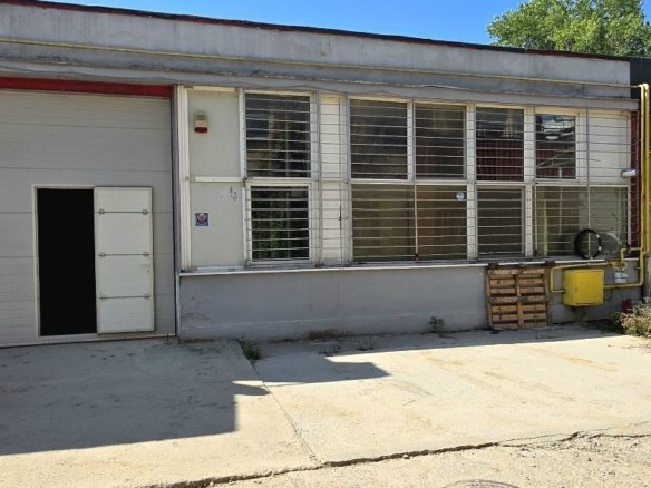 Depozit 240 mp de închiriat Drumul Între Tarlale |acces TIR birou
