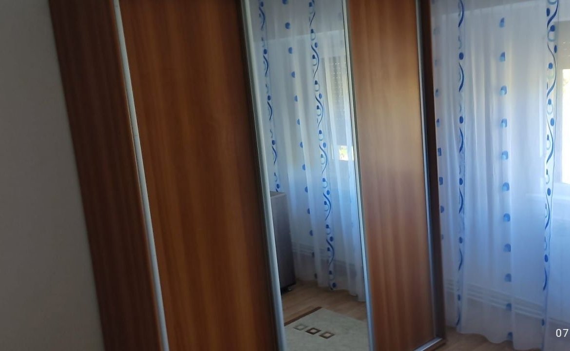 De inchiriat apartament spatios in Piata Centrala, 320 euro