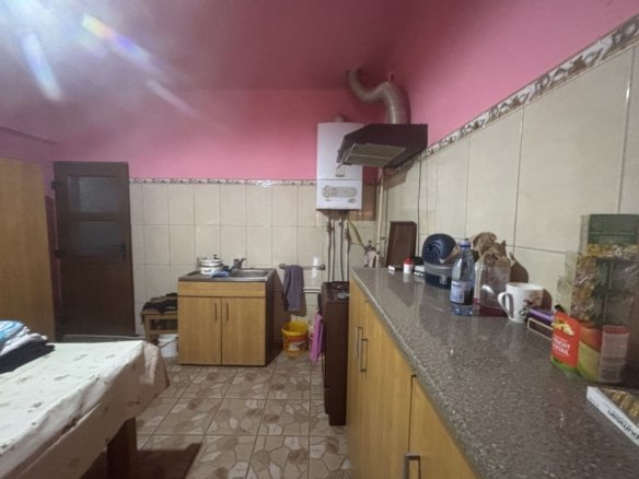 Casa solida aproape de Lidl Dumbravita