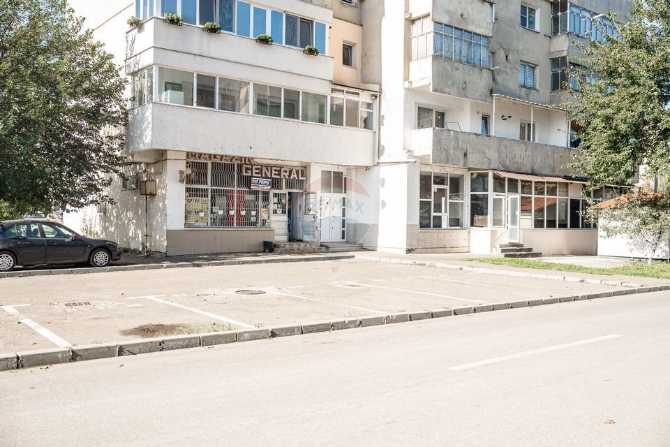 815 €/mp – Spațiu comercial 158 mp intrare Strand lângă Aqua Park