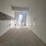 Studio | Dem Radulescu- Ostroveni | Bloc intabulat