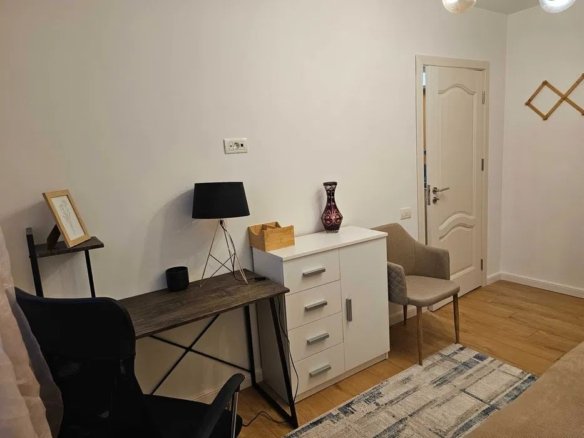 De inchiriat apartament cu 3 camere Tiglina 1, 520 euro