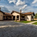 Vilă superbă la sol de vânzare in Zadareni Comision 0