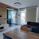Apartament cu 3 camere, 2 bai si loc de parcare