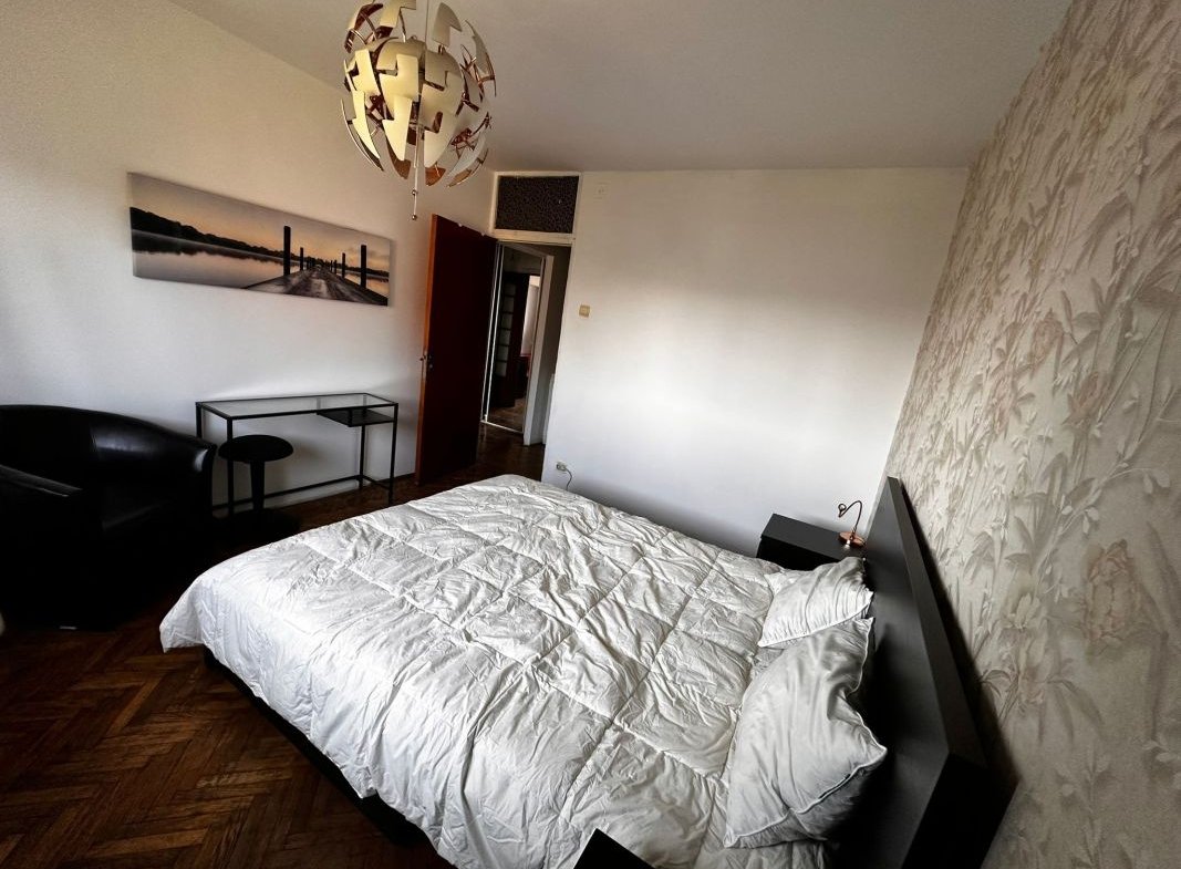 Banu Manta Titulescu apartament 2 camere mobilat de inchiriat