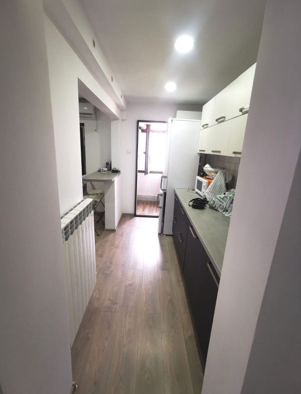 De vanzare apartament 3 camere, micro 39, 76.000 euro negociabil