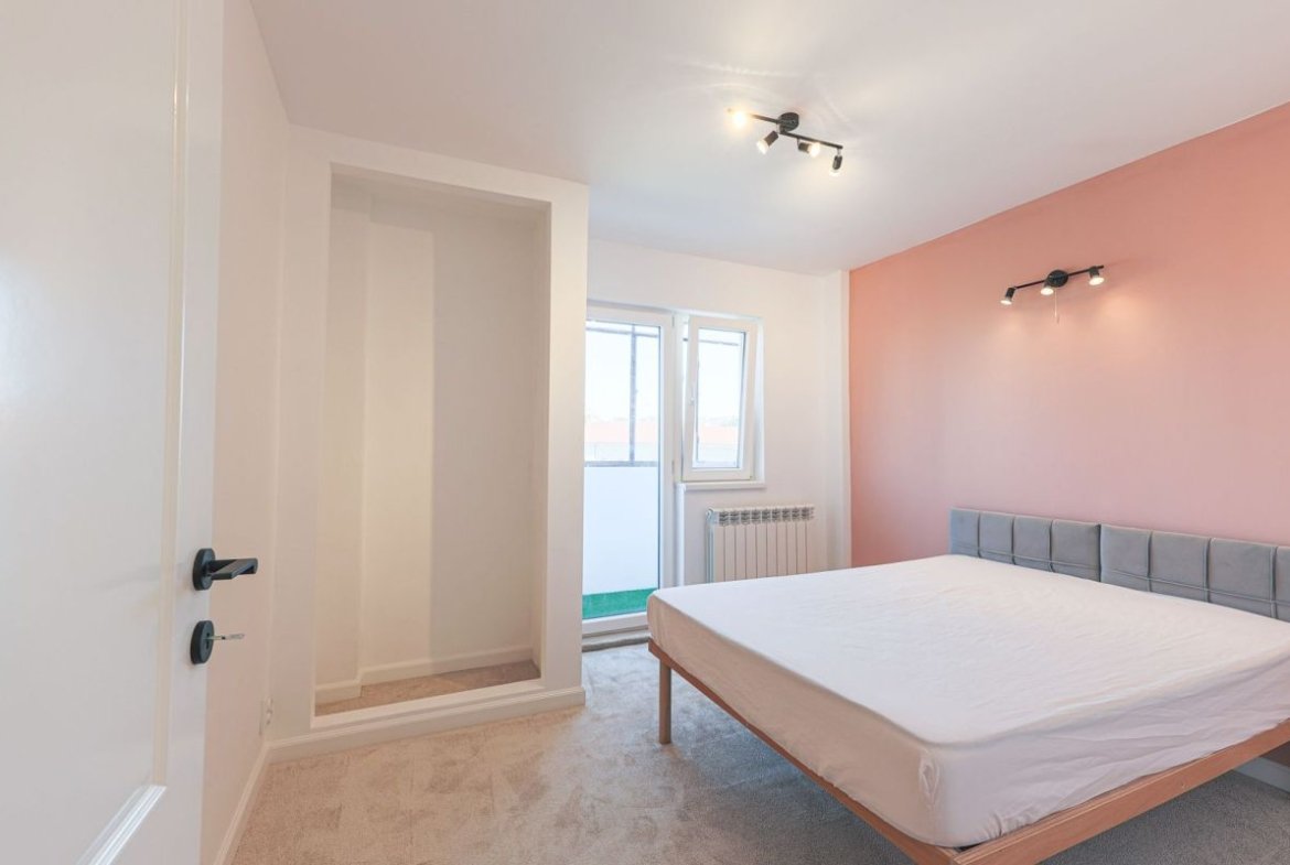 PRET NOU Apartament 2 camere – renovat – Piața Catedralei – COMISION 0