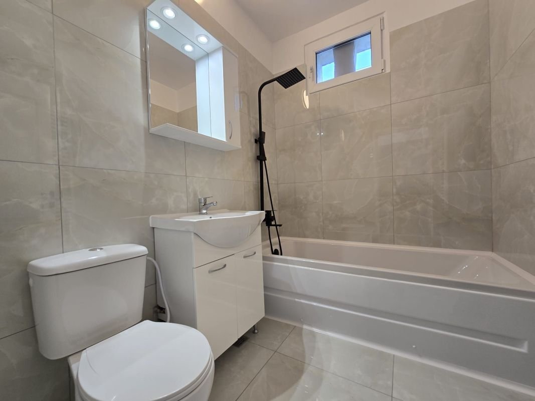 8fcfc1acc619423ebdf7fb739bfe24a0 Ion Mihalache Clabucet apartament 2 camere de vanzare